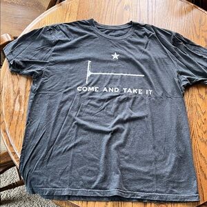 Black Graphic Tee - Short Sleeve